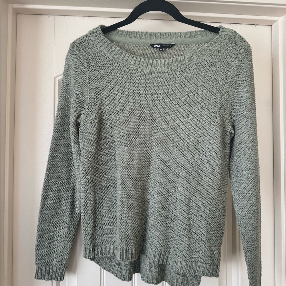 Women's Sage Green knit Sweater